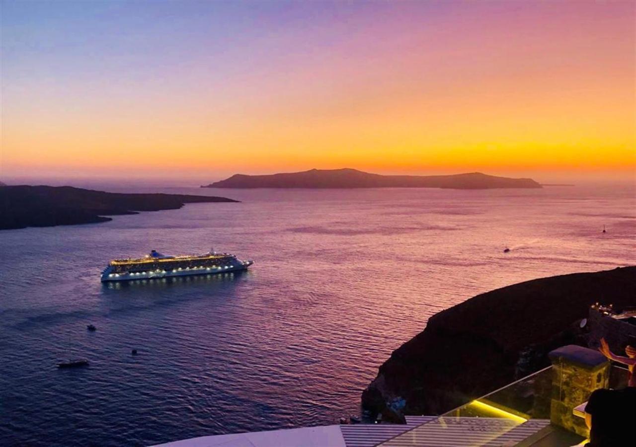Loucas On The Cliff Hotell Fira  Eksteriør bilde